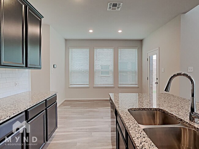Foto del edificio - 5709 Pleasanton Pkwy