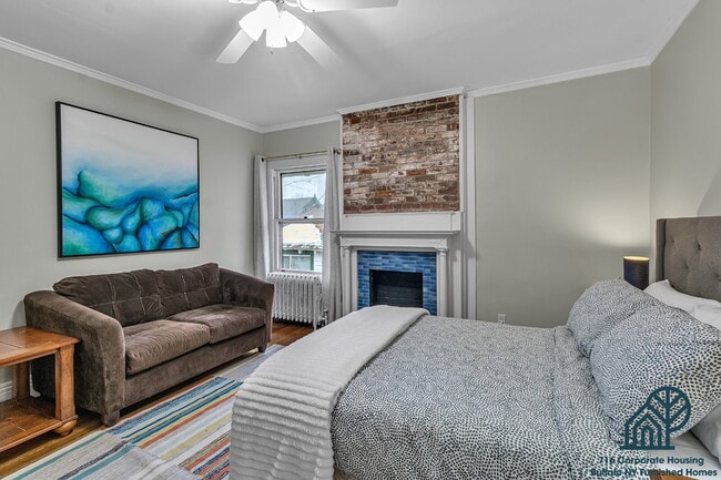 Building Photo - Furnished 4-Bedroom, 2-Bath Apartment near Elmwood Village