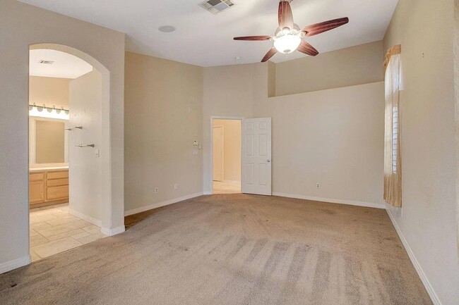 Building Photo - 8100 Amersham Ave