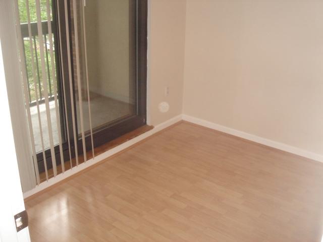 Foto del edificio - 85 Brainerd Rd