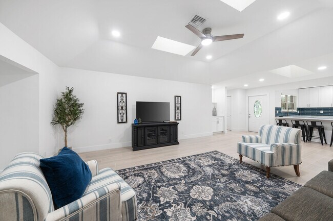 Building Photo - 13197 Sand Grouse Ct