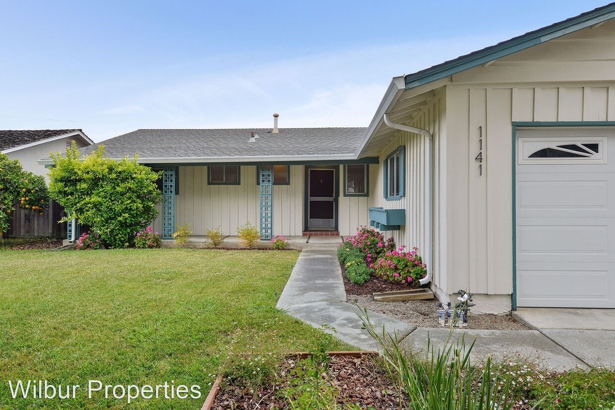 Primary Photo - 3 br, 2 bath House - 1141 Viscaino Ave