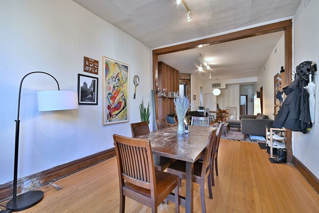 Foto del edificio - 911 W Dakin St