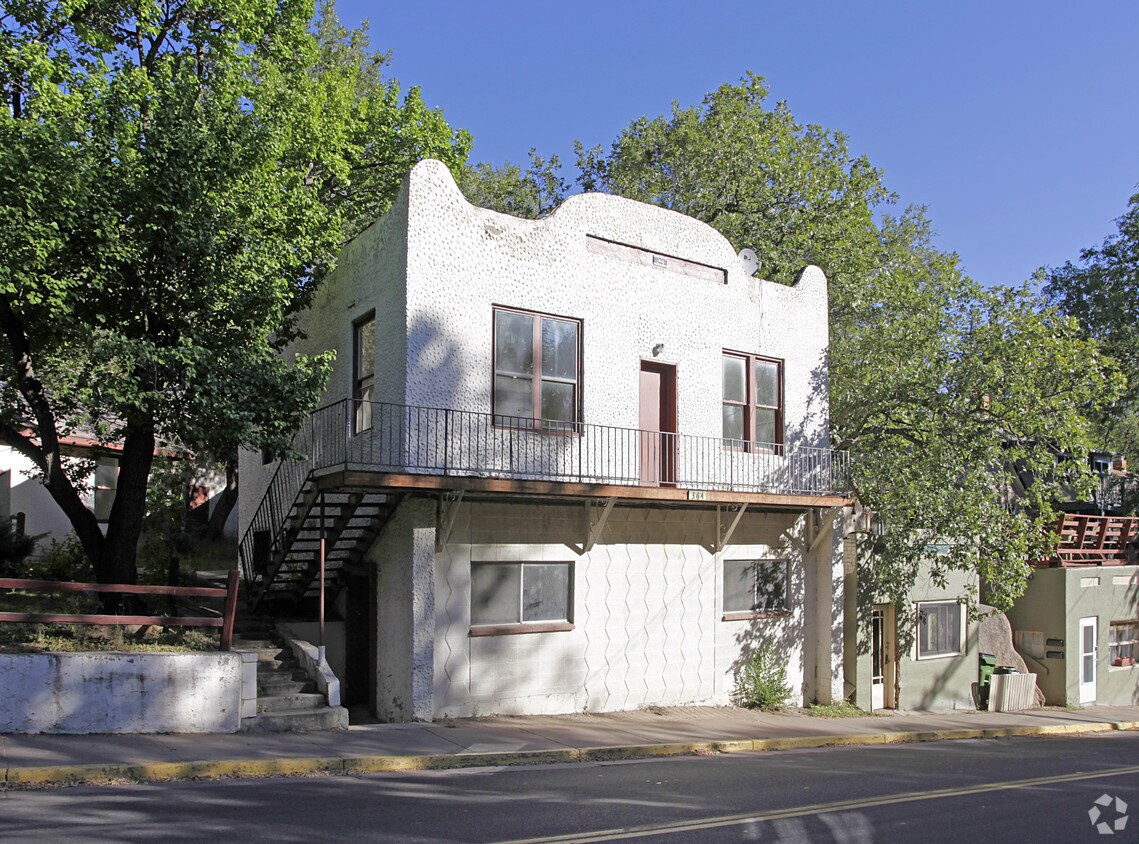 364 Ruxton Ave, Manitou Springs, CO 80829 Apartments in Manitou