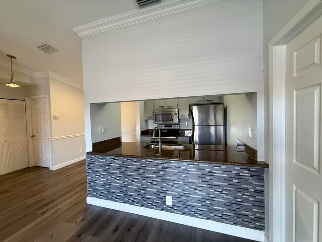 Building Photo - 9466 Boca Cove Cir