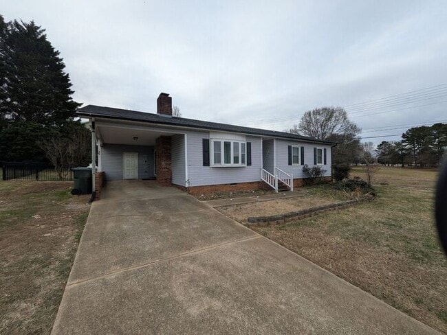 3BD/2BA Single Family Home in Hickory, NC! - 3BD/2BA Single Family Home in Hickory, NC!