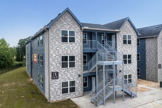 Building Photo - Grand Monarch Apartments