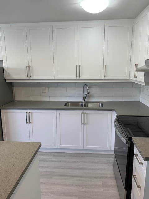 Building Photo - Located in the heart of Port Credit!  View...