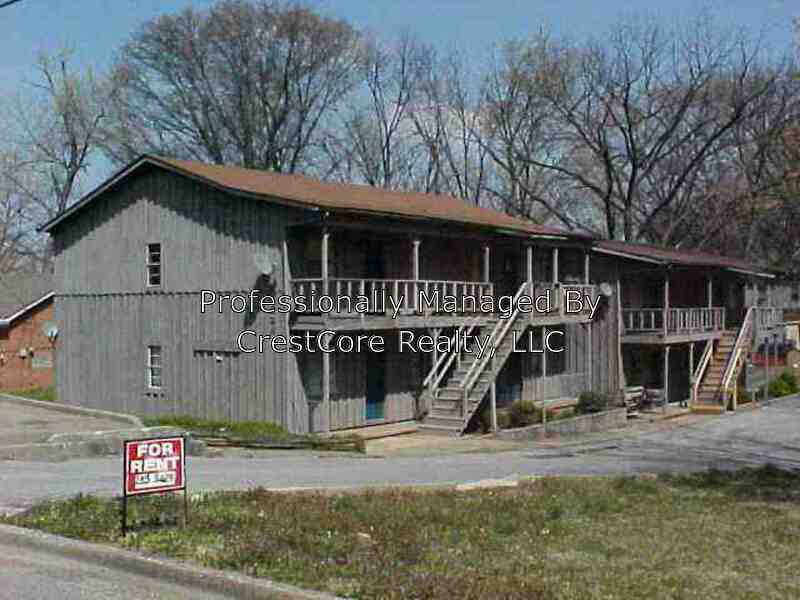 Primary Photo - 1324 Hillcrest Ave