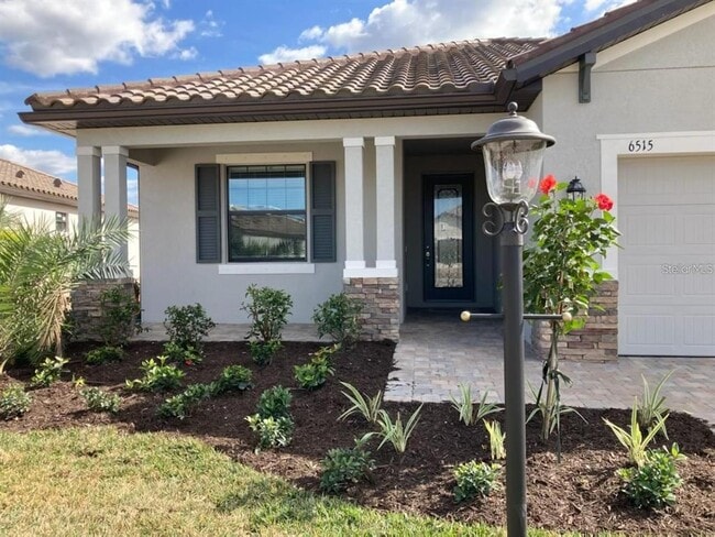 Foto del edificio - 6515 Clairborne Ln