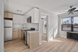 Building Photo - 6022 N Winthrop Ave