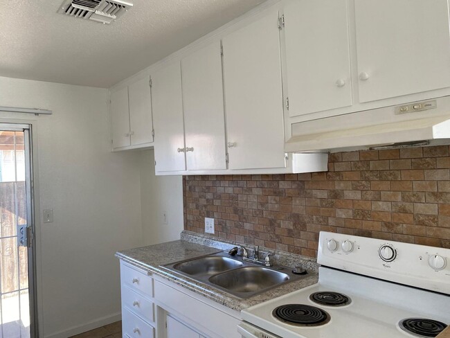 Foto del edificio - 9913 Stobaugh St