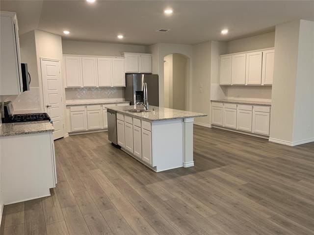 Foto del edificio - 6321 Crownmere Dr