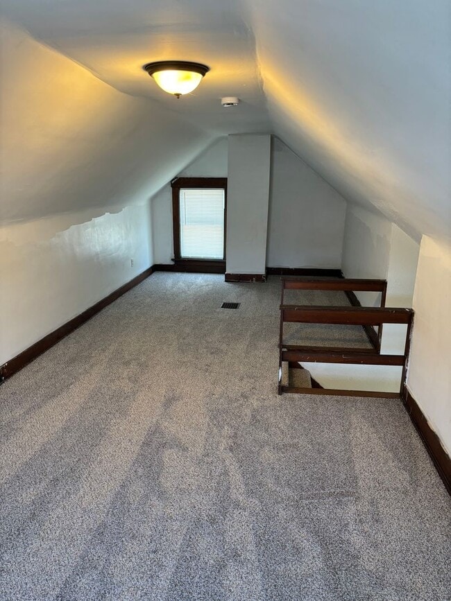 Foto del edificio - 3bd Single Akron Cash Pay/Section 8