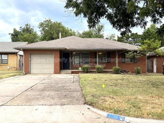 Building Photo - 2225 NW 50th St