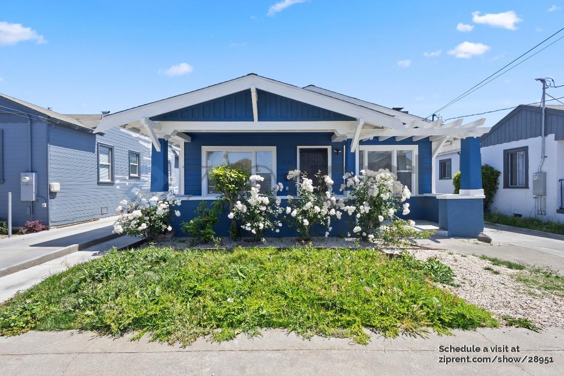 Primary Photo - 2306 108th Ave