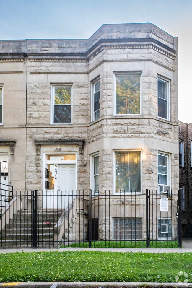 Building Photo - 6434 S Eberhart Ave