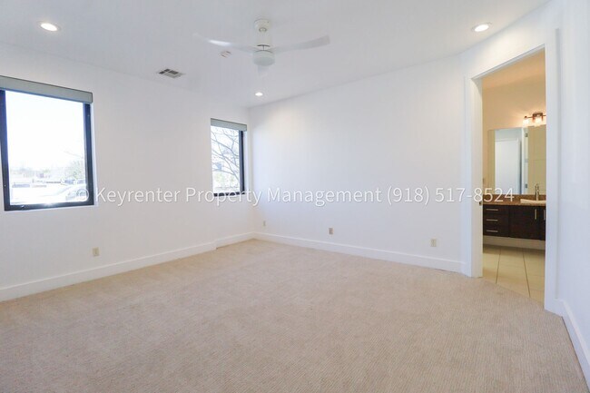 Foto del edificio - Beautiful Brookside SMART HOME now available!