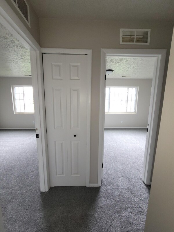 Foto del edificio - 1105 W Maple St NW