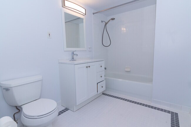 Foto del edificio - 61 E 118th St