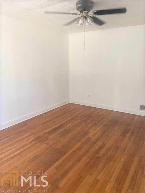 Foto del edificio - 261 Palms Ln SW
