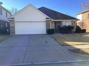 Building Photo - 4608 Wolf Ridge Way