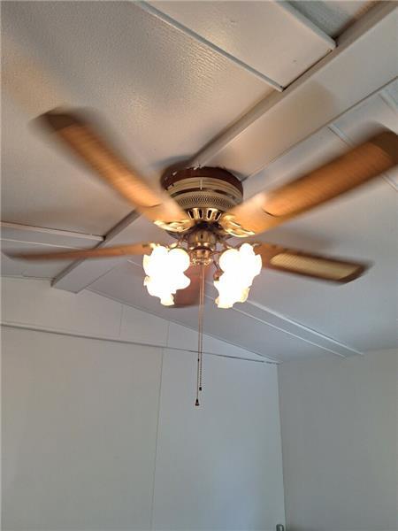 Building Photo - 3424 Howze Ave