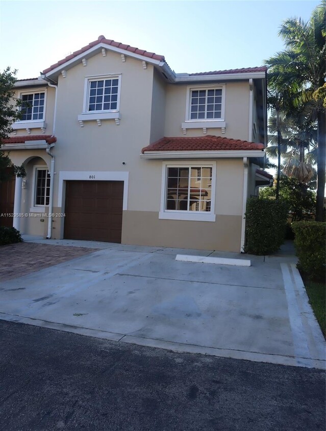 Primary Photo - 21401 NW 13th Ct