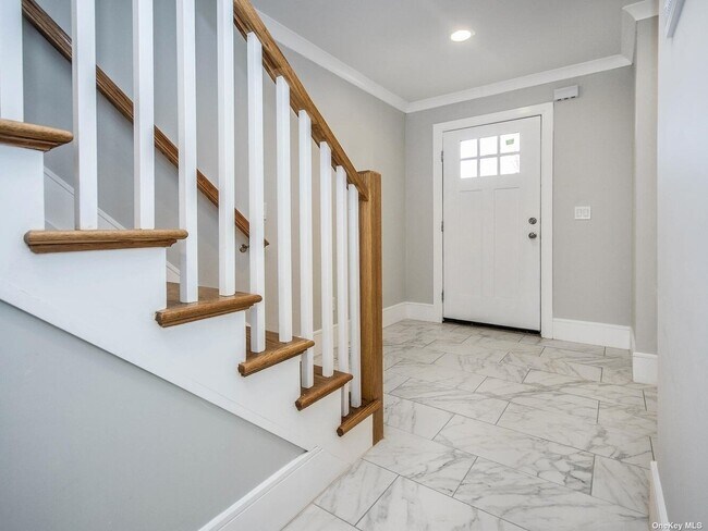 Building Photo - 15 Dunes Ln