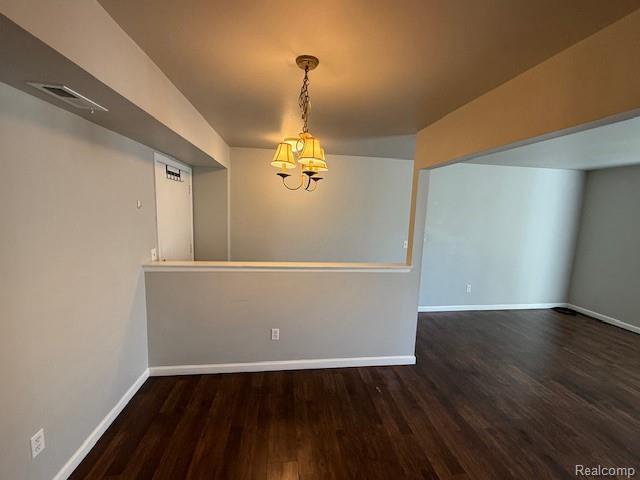 Building Photo - 43964 Freeway Dr