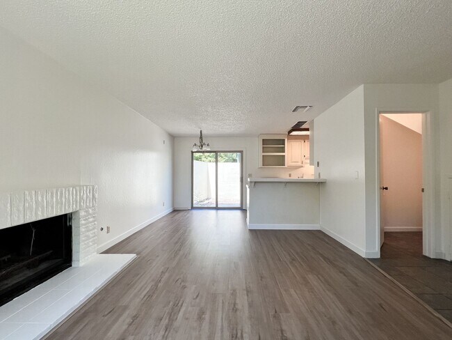 Foto del edificio - Two Bedroom Napa Condo