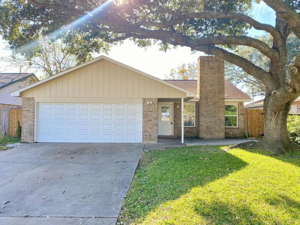 1025 Brandywilde House Rental in Sealy, TX