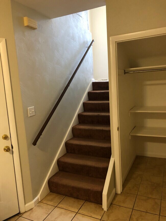 447 Kaercher St Unit 3, Pittsburgh, PA 15207 Apartments in Pittsburgh