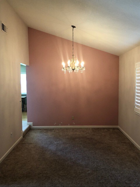 Building Photo - House For Rent in Manteca