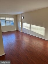 Building Photo - 5340 Holmes Run Pkwy