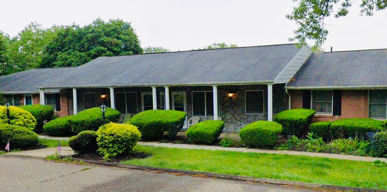 Primary Photo - 1021 Pittsburgh Ave