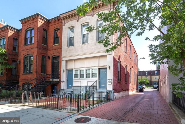 Foto del edificio - 1213 12th St NW