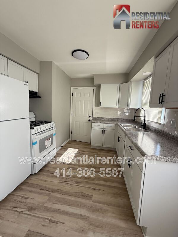 Foto del edificio - 5824 N 117th St