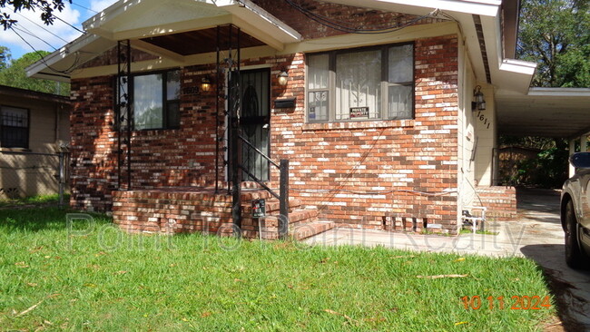 Foto del edificio - 1611 W 13th St