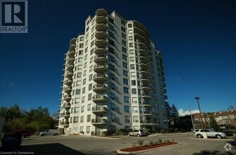 Building Photo - 255 Keats Way
