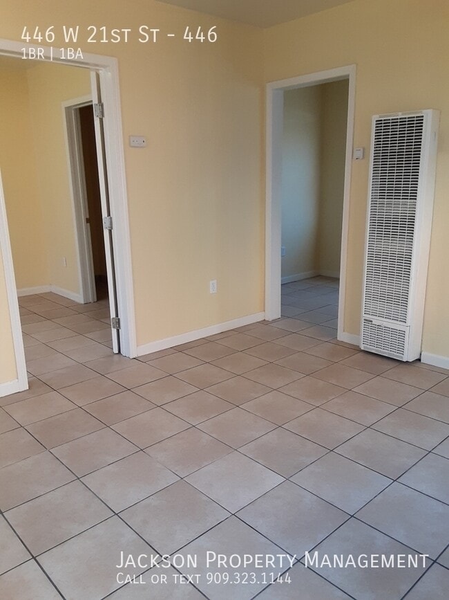 Foto del edificio - 446 W 21st St