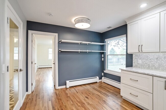Foto del edificio - 3991 S Hillcrest Dr