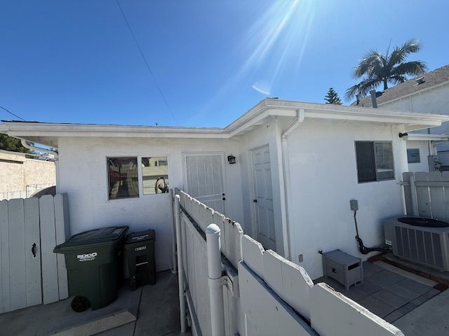 Foto del edificio - 336 J Ave