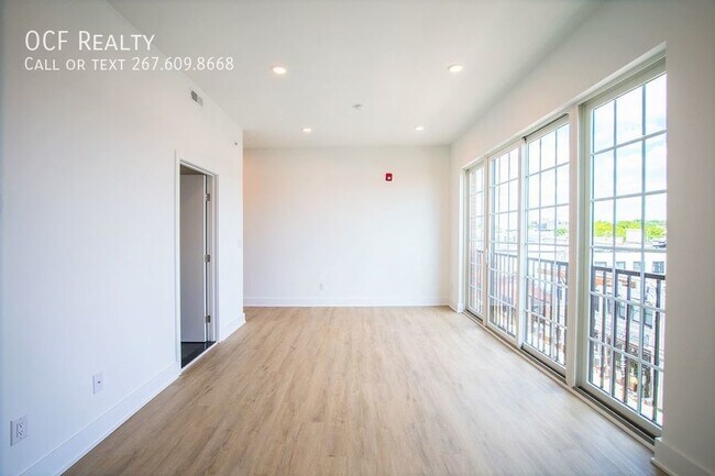 Building Photo - 1324 Frankford Ave