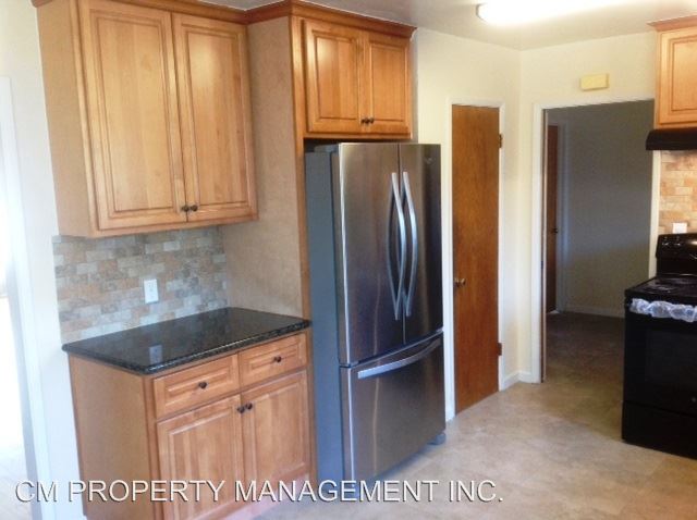 Building Photo - 1100 Macon Ave