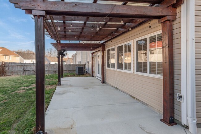 Building Photo - 3615 Marksbury Dr