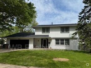 Building Photo - 601 34th St