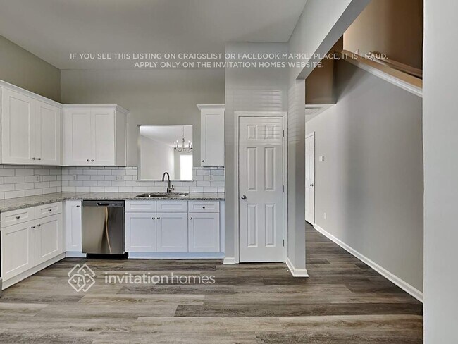 Foto del edificio - 113 Big Leaf Way