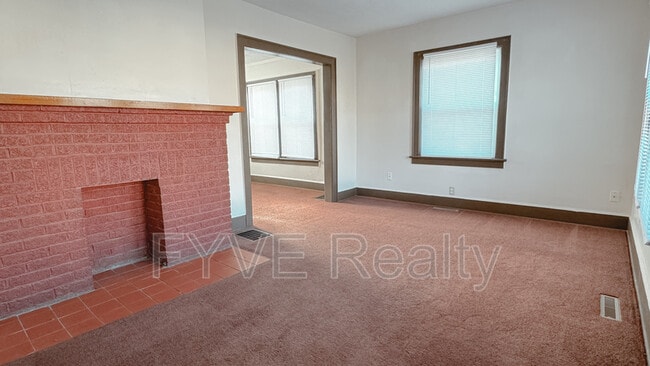 Building Photo - 1399 Myrtle Ave