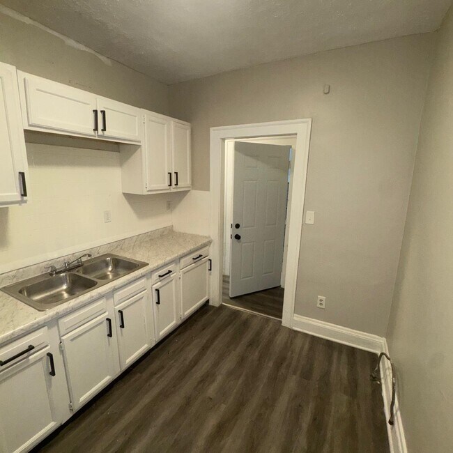Foto del edificio - 234 E 156th St